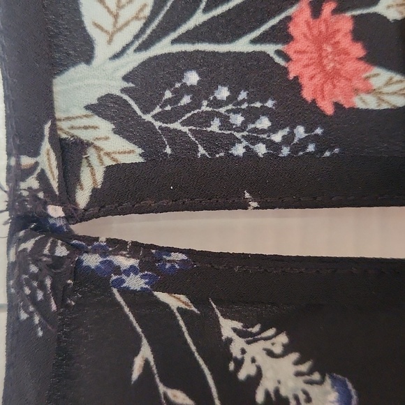 Women's George Plus Size  Floral Blouse - Size XXL - Picture 7 of 9